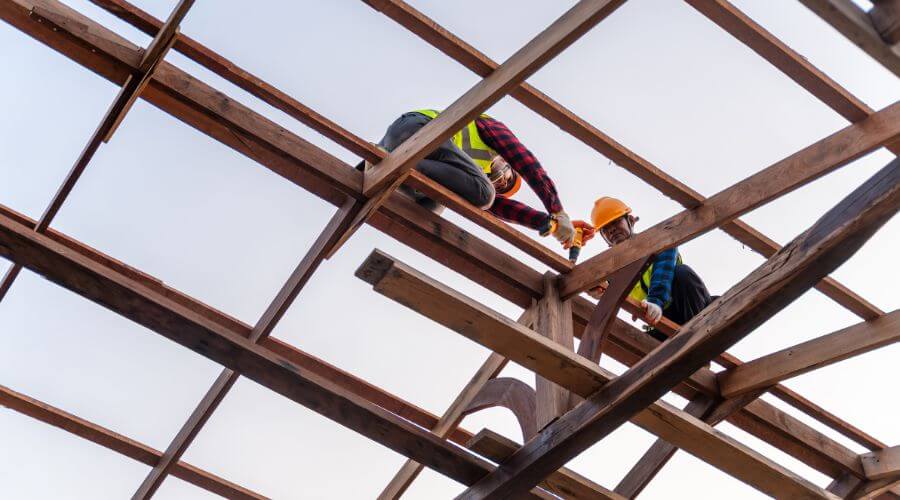 Expert Emergency Roof Repairs services in Hialeah, FL